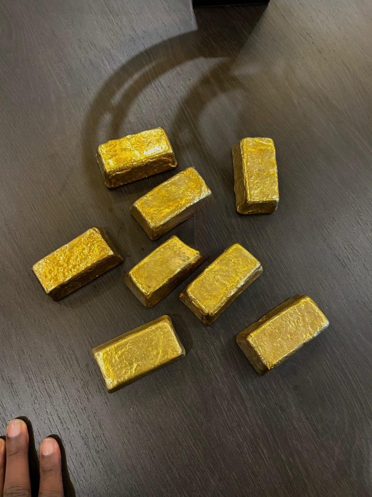 Top gold dealers in South-Africa 1 .